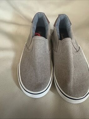 Tommy Bahama toddlers Casual Slip-On Canvas Sneakers in Taupe 10